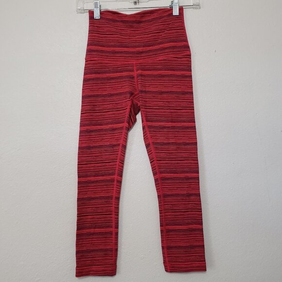 lululemon athletica Pants - Lululemon Crop Leggings